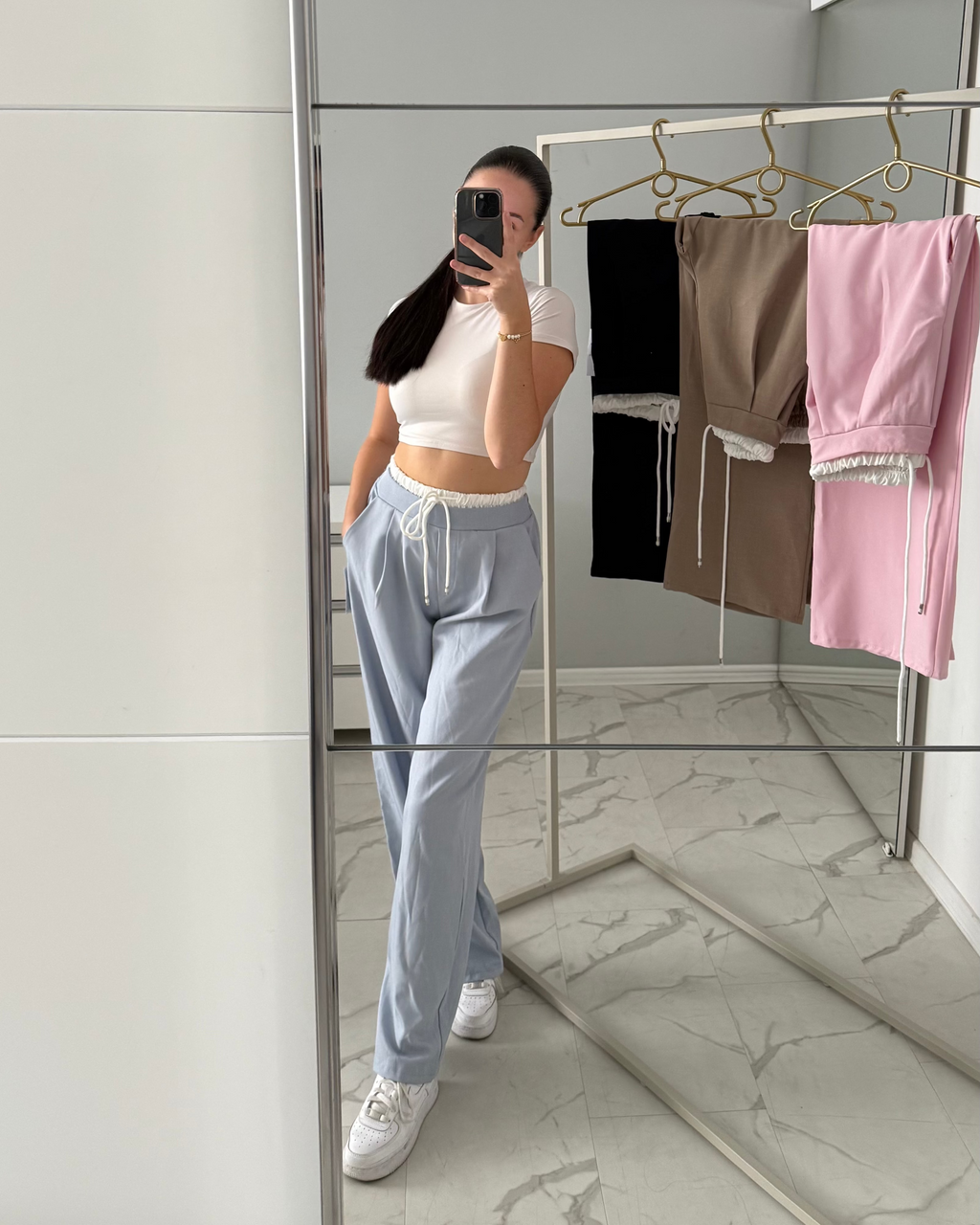 Spodnie damskie eleganckie z białą wstawką