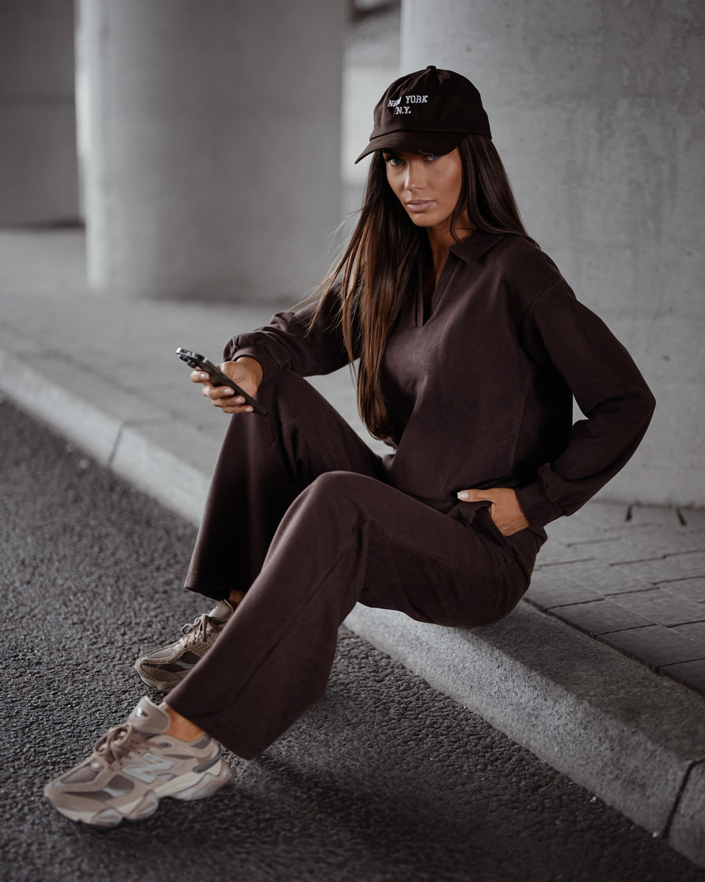 Dres sweterkowy z kołnierzykiem damski online