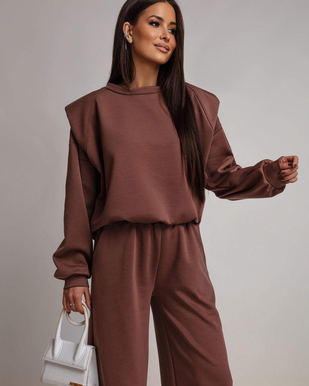 Czekoladowy masełkowy komplet dresowy