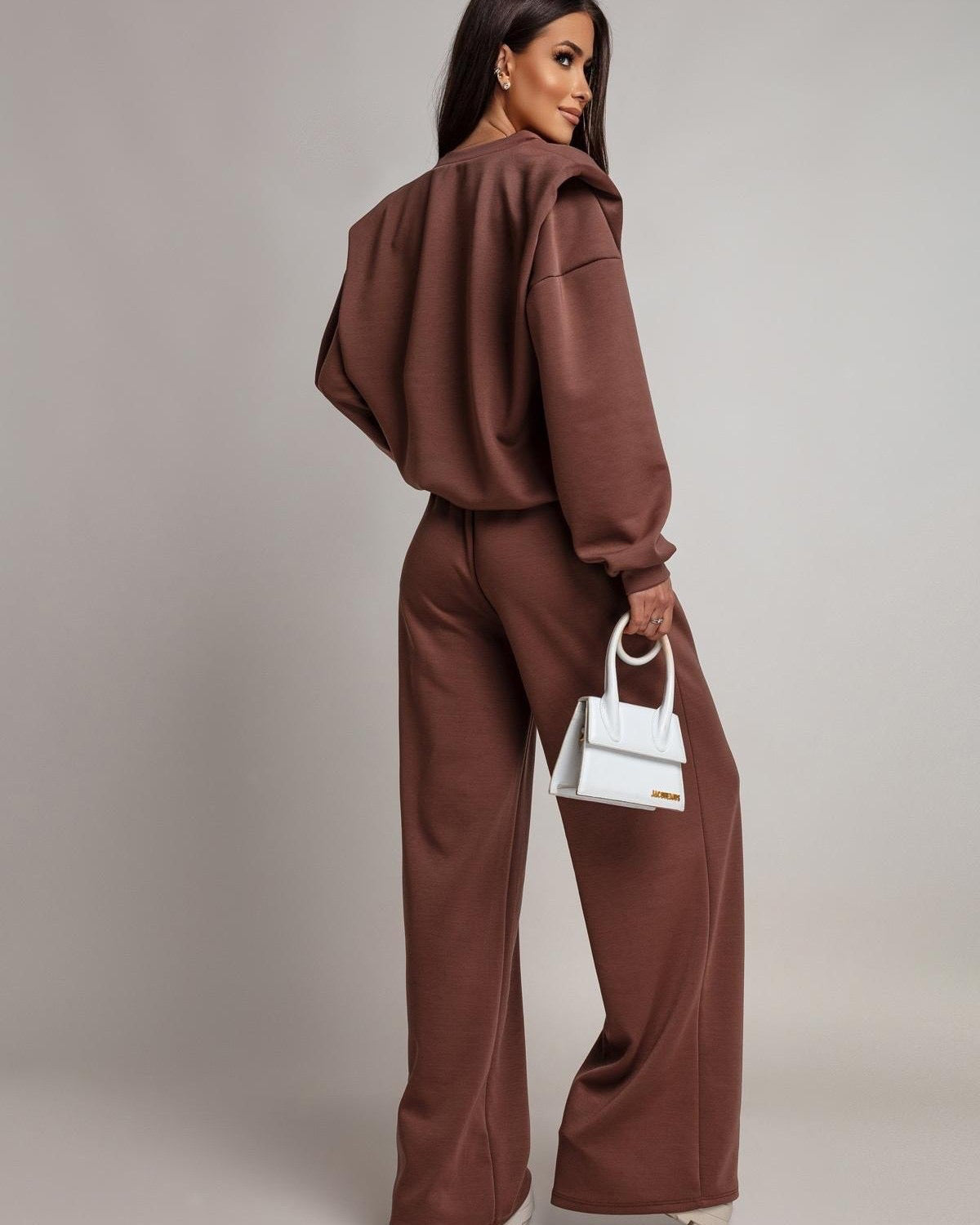 Czekoladowy masełkowy komplet dresowy